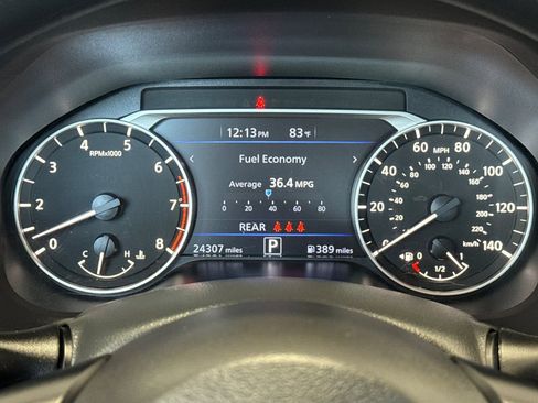 Used 2025 Nissan Altima 2.5 SV FWD image 23