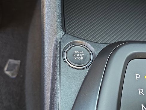 New 2025 Kia K4 LXS image 29