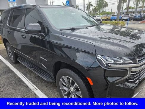 Used 2021 Chevrolet Tahoe LT w/ LT Signature Package RWD image 1