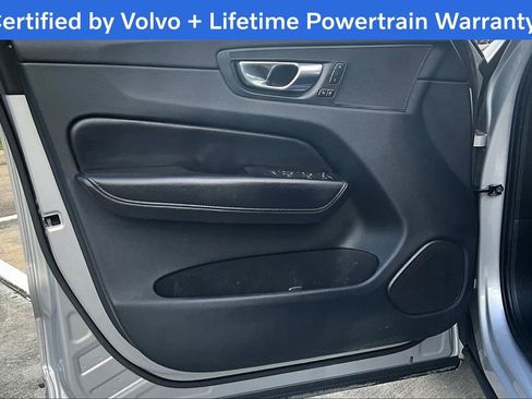 Certified 2023 Volvo XC60 B5 Plus image 23