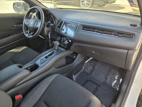 Used 2022 Honda HR-V Sport image 28