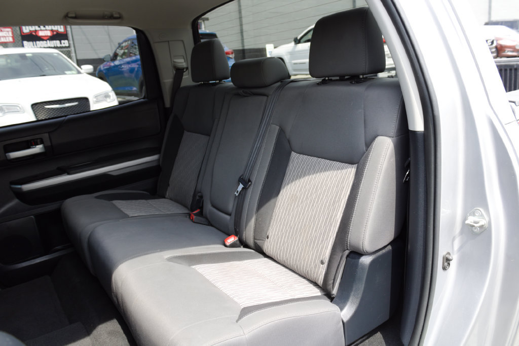 Used 2015 Toyota Tundra SR5 w/ TRD Off Road Package AWD/4WD image 32