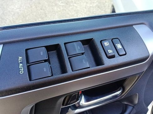 Used 2020 Toyota 4Runner Limited image 12