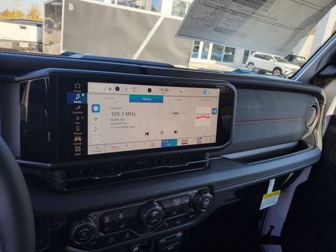 New 2026 Jeep Wrangler Unlimited Rubicon image 9