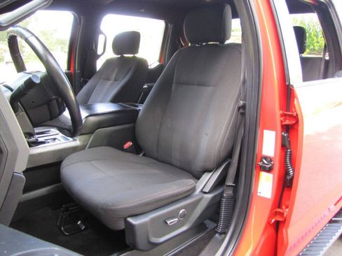Used 2017 Ford F150 XLT w/ Equipment Group 301A Mid AWD/4WD image 14