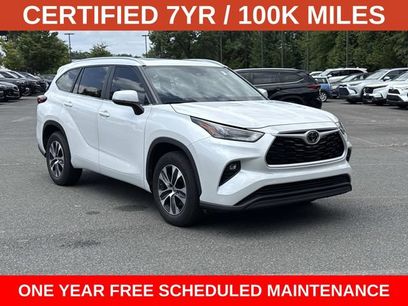 Used 2023 Toyota Highlander XLE