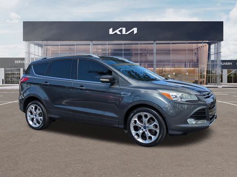 Used 2016 Ford Escape Titanium w/ Equipment Group 301A FWD image 1