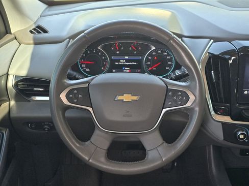 Used 2020 Chevrolet Traverse LT AWD/4WD image 15
