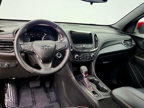 Used 2023 Chevrolet Equinox RS w/ RS Leather Package FWD image 12
