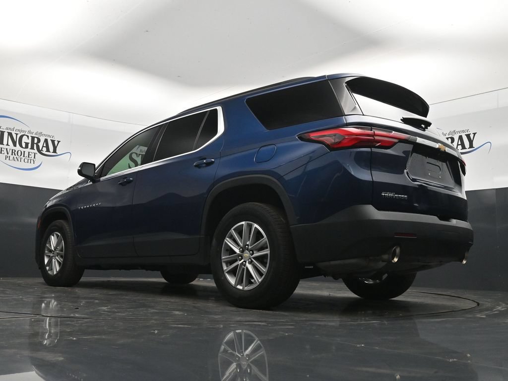 Used 2023 Chevrolet Traverse LT FWD image 30