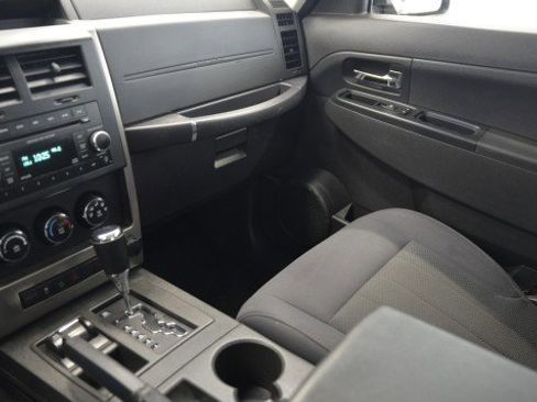 Used 2012 Jeep Liberty Sport image 24