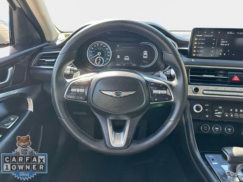 Used 2025 Genesis G70 2.5T AWD/4WD image 17