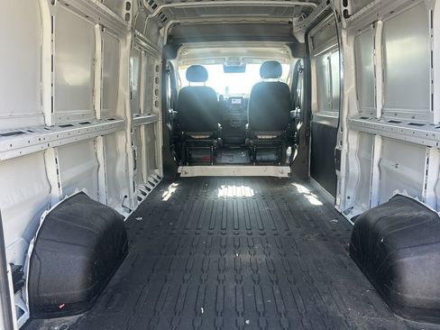 Used 2024 RAM ProMaster 2500 FWD image 17