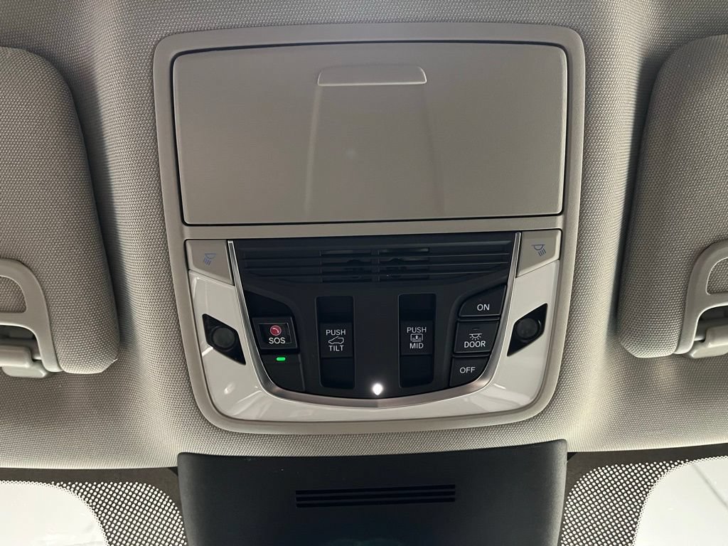 New 2026 Acura MDX w/ Advance Package AWD/4WD image 9