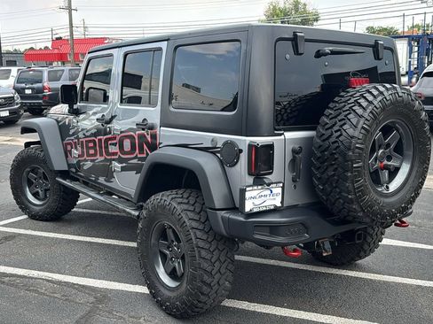 Used 2017 Jeep Wrangler Unlimited Rubicon w/ Max Tow Package AWD/4WD image 5