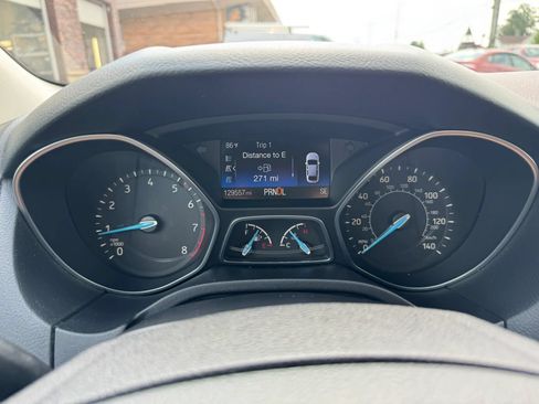 Used 2017 Ford Focus SE FWD image 51