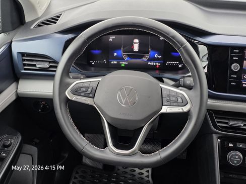 Used 2024 Volkswagen Taos SE FWD image 28