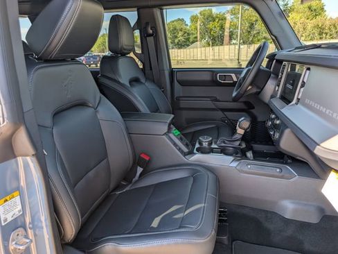 New 2025 Ford Bronco Outer Banks image 55
