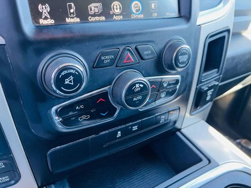 Used 2017 RAM 1500 Big Horn image 34