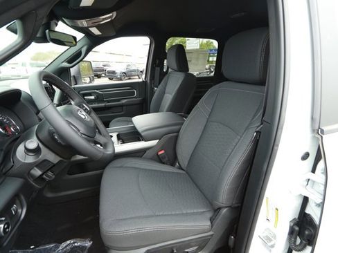 New 2026 RAM 2500 Big Horn AWD/4WD image 24