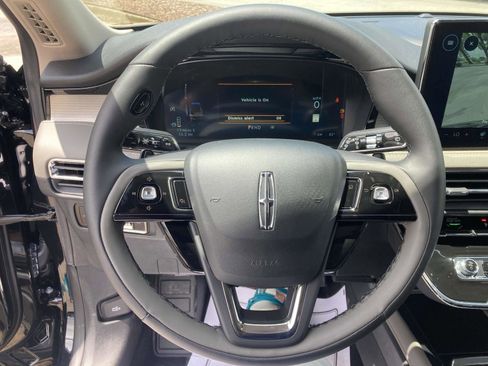 New 2025 Lincoln Corsair FWD w/ Equipment Group 101A image 30