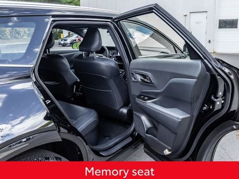 Used 2025 Toyota Crown Signia w/ Advanced Technology Package AWD/4WD image 20