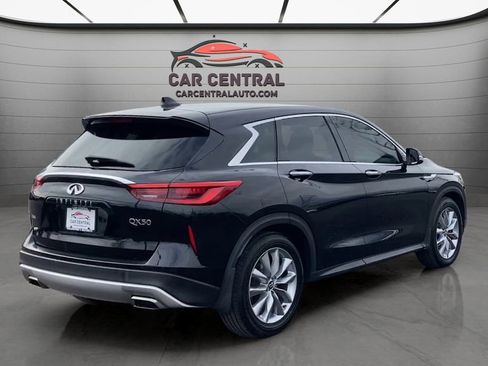 Used 2019 INFINITI QX50 Pure image 5