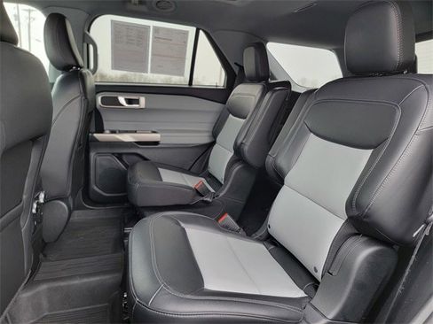 Certified 2023 Ford Explorer XLT w/ Equipment Group 202A image 19