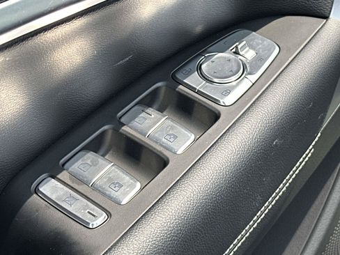 Used 2026 Genesis G70 2.5T RWD image 28