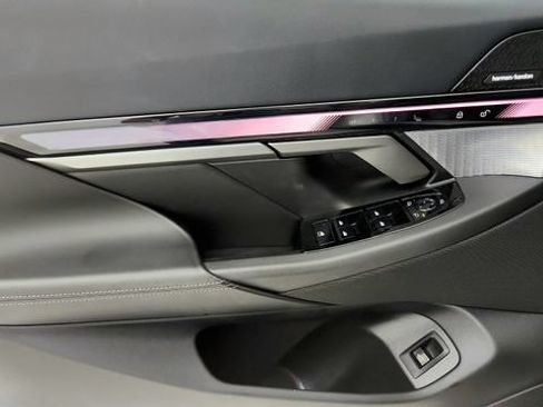 Used 2026 BMW i5 eDrive40 w/ M Sport Package RWD image 51