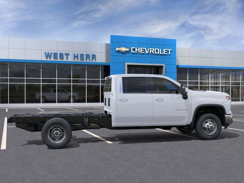 New 2026 Chevrolet Silverado 3500 W/T w/ WT Convenience Package AWD/4WD image 5