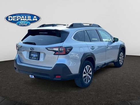 Used 2024 Subaru Outback Premium AWD/4WD image 7