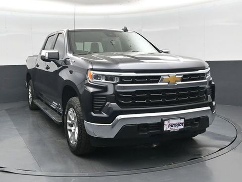 Used 2023 Chevrolet Silverado 1500 LT w/ Max Trailering Package AWD/4WD image 10