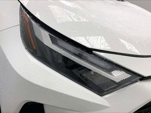 Used 2025 Toyota RAV4 XLE image 23