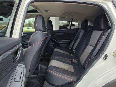 Used 2019 Subaru Crosstrek 2.0i Premium image 12