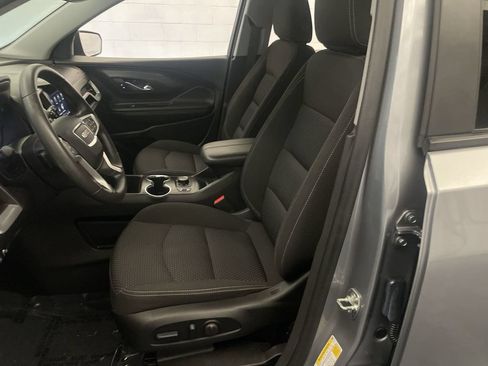 Used 2024 GMC Terrain SLE w/ Driver Convenience Package AWD/4WD image 13