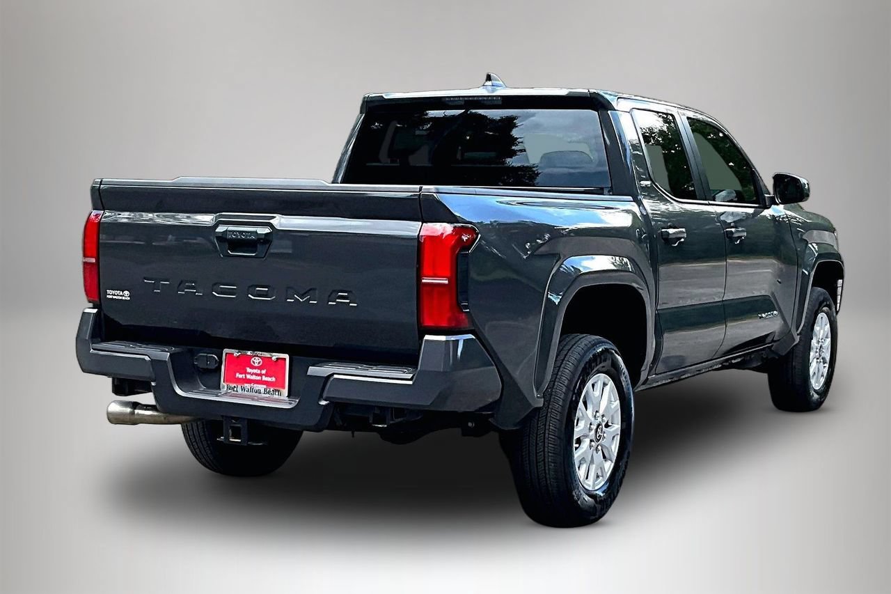 Used 2025 Toyota Tacoma SR5 RWD image 5