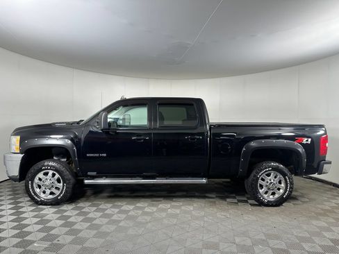 Used 2011 Chevrolet Silverado 2500 LTZ w/ Snow Plow Prep Package AWD/4WD image 2