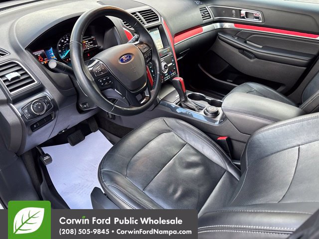 Used 2017 Ford Explorer Limited AWD/4WD image 12