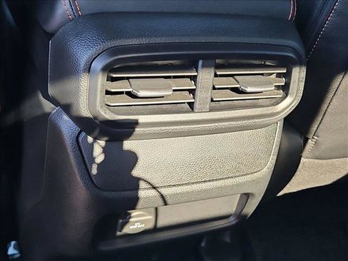 Used 2025 Honda Ridgeline TrailSport image 18