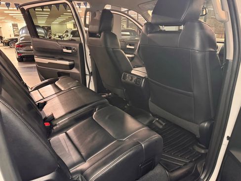 Used 2016 Toyota Tundra Limited image 14