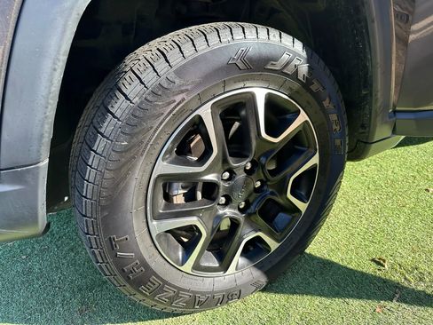 Used 2020 Jeep Compass Trailhawk image 46