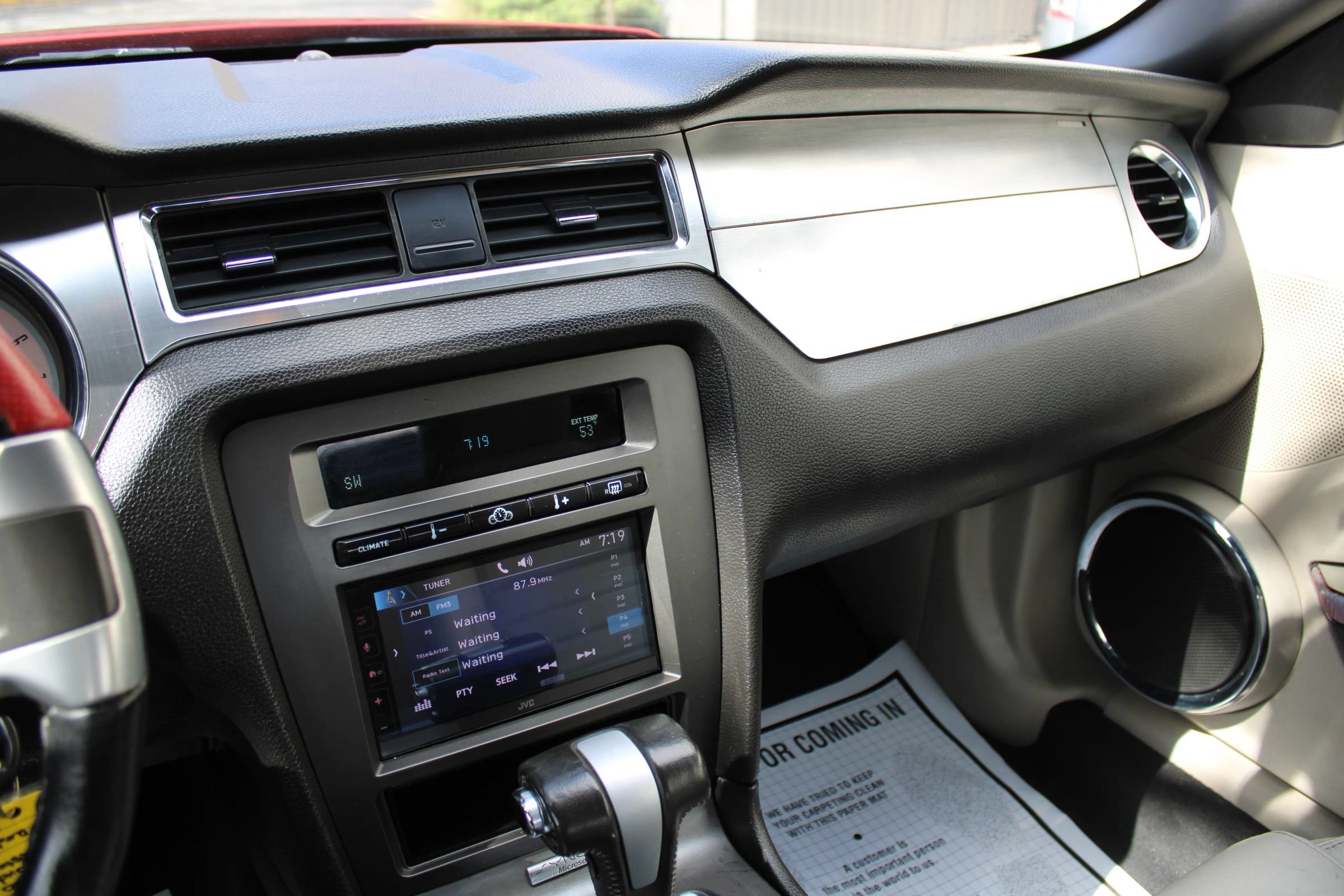 Used 2010 Ford Mustang Convertible RWD image 14