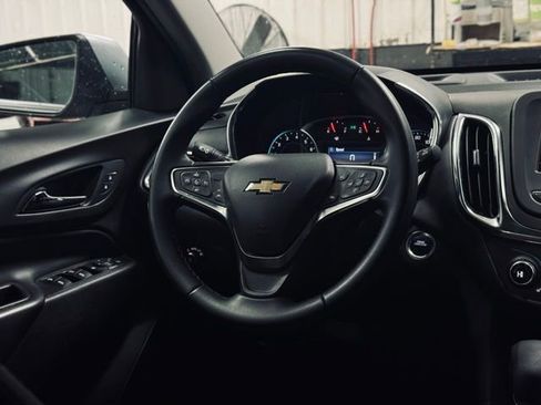 Used 2024 Chevrolet Equinox LT w/ Driver Convenience Package image 22