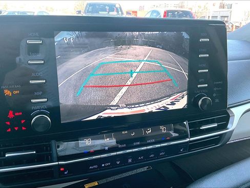 Used 2024 Toyota Sienna XLE image 20