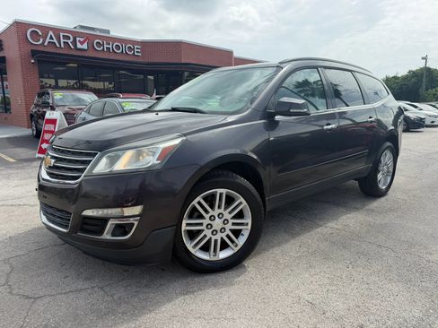 Used 2015 Chevrolet Traverse LT w/ Style and Technology Package FWD image 1