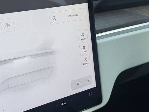 Used 2023 Tesla Model X image 64