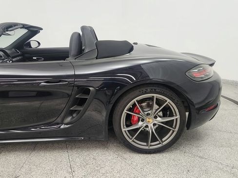 Used 2018 Porsche 718 Boxster S RWD image 13