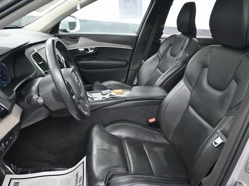 Used 2022 Volvo XC90 T8 Inscription image 26