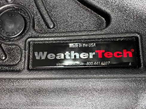 Used 2015 GMC Sierra 2500 Denali w/ Driver Alert Package AWD/4WD image 41